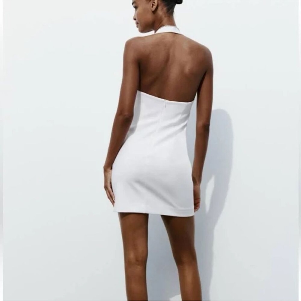 Zara - Picture 2 of 4